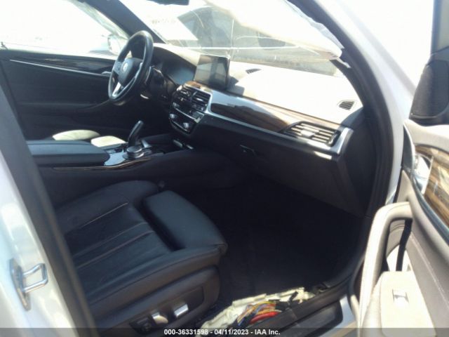 WBAJR3C08LCE01323 BMW 5 Series 530i