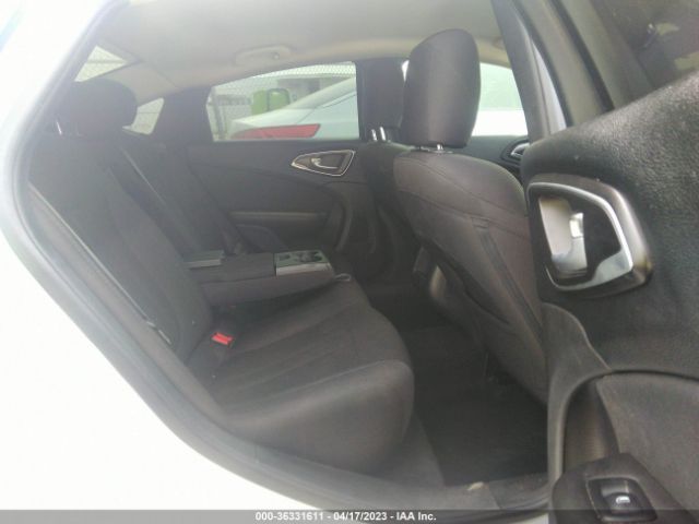 1C3CCCAB5GN159359 Chrysler 200 Limited