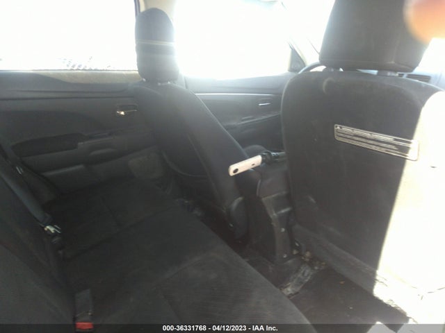 4A4AR4AU6EE015690 Mitsubishi Outlander Sport Se