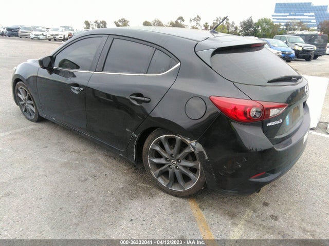 Mazda Mazda3 5-door Touring 2018 3MZBN1L36JM181526 Image 4