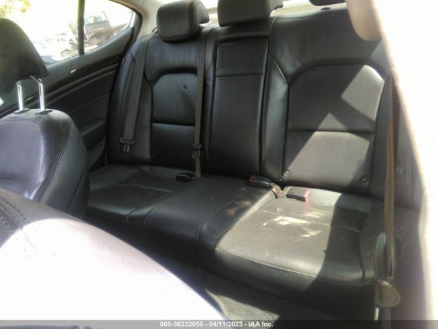 KNALN4D75E5119425 KIA Cadenza Premium