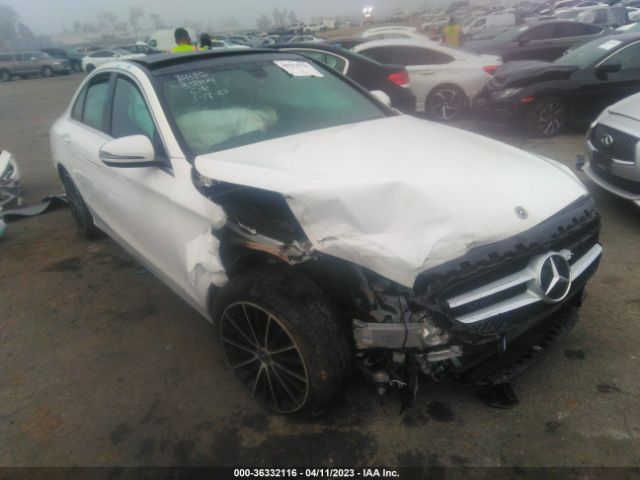 W1KWF8DB8LR589159 auction archive image