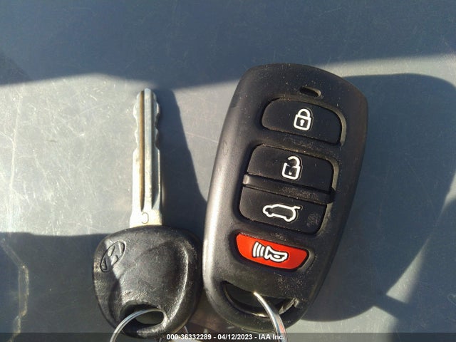 2012 HYUNDAI VERACRUZ GLS VIN: KM8NU4CC8CU187066