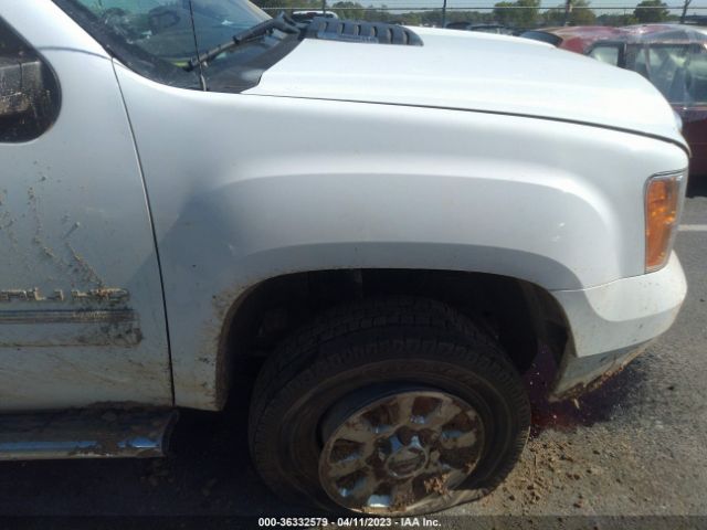 1GT125E8XEF165066 GMC Sierra 2500hd Denali