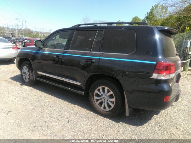 2016 Toyota Land Cruiser, VIN: JTMCY7AJXG4040417