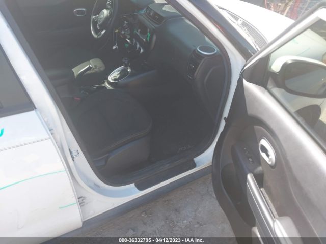 KNDJP3A59F7212830 KIA SOUL +