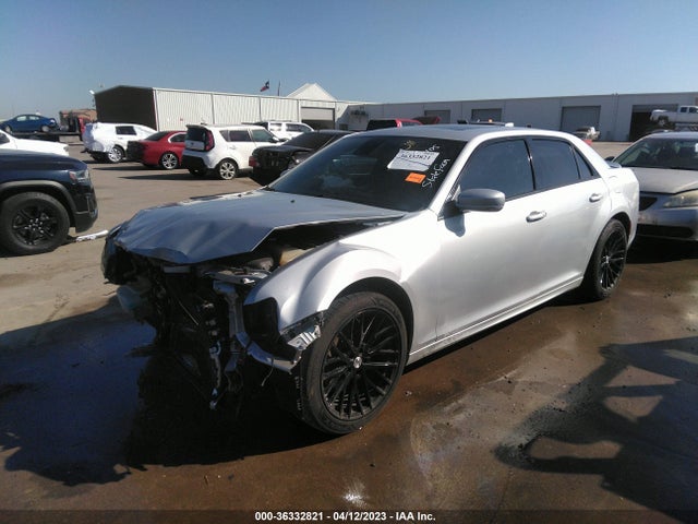 2C3CCABG3KH667653 Chrysler 300 300s