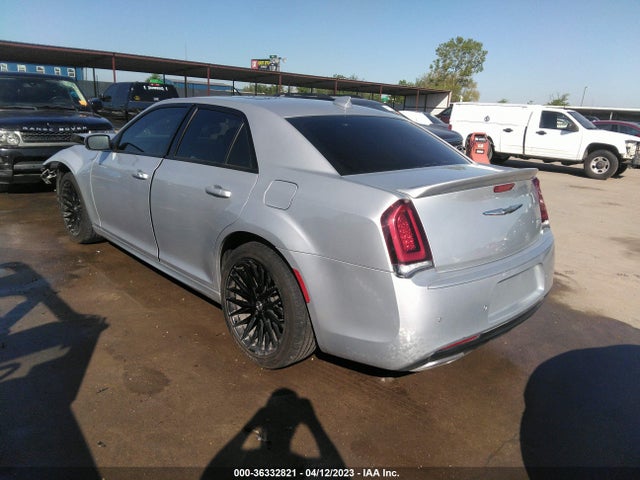 2C3CCABG3KH667653 Chrysler 300 300s