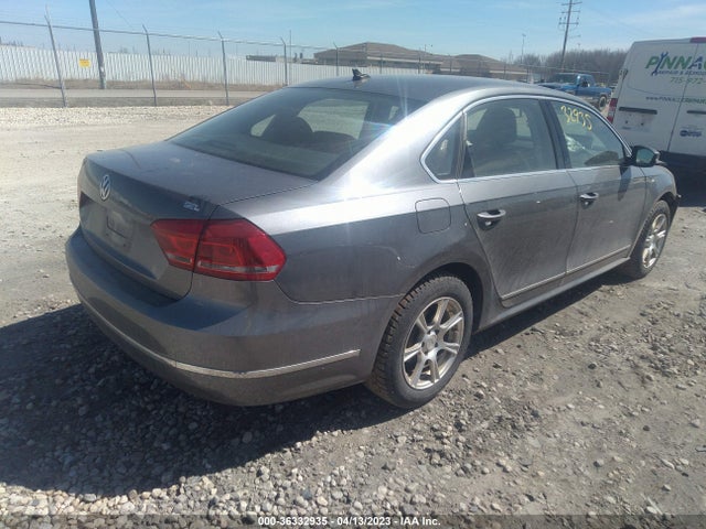 2013 VOLKSWAGEN PASSAT SEL PREMIUM VIN: 1VWCP7A31DC045704