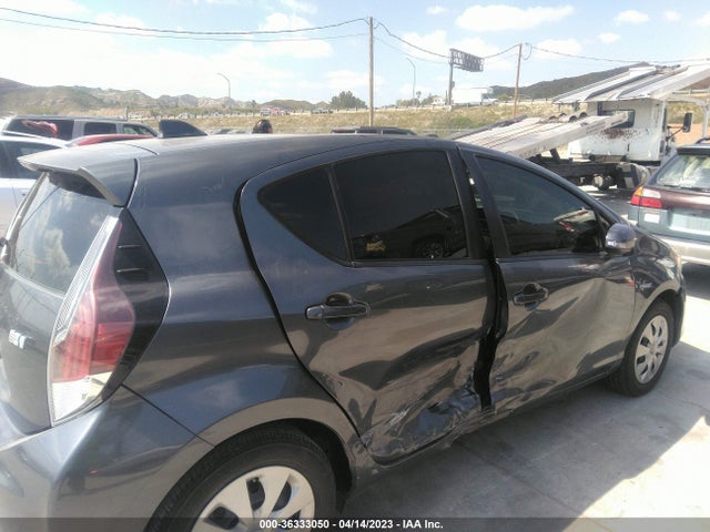 Toyota Prius C One/two/three/four 2015 JTDKDTB39F1099698 Image 6