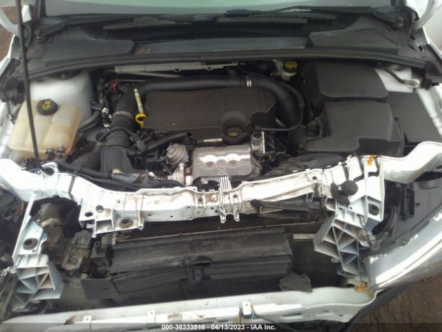 1FADP3KE6GL213038 Ford FOCUS SE