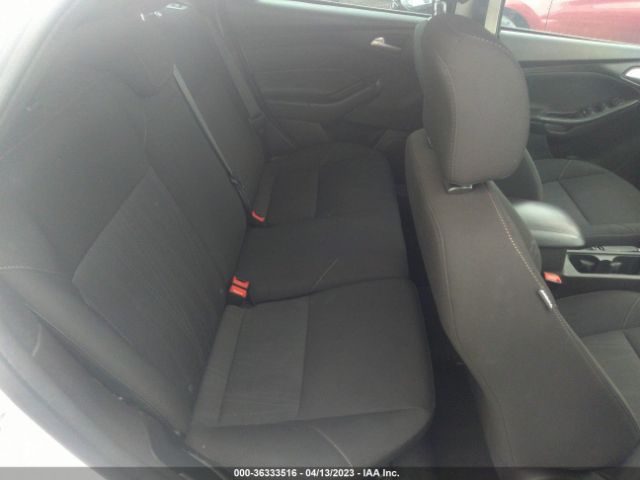 1FADP3KE6GL213038 Ford FOCUS SE