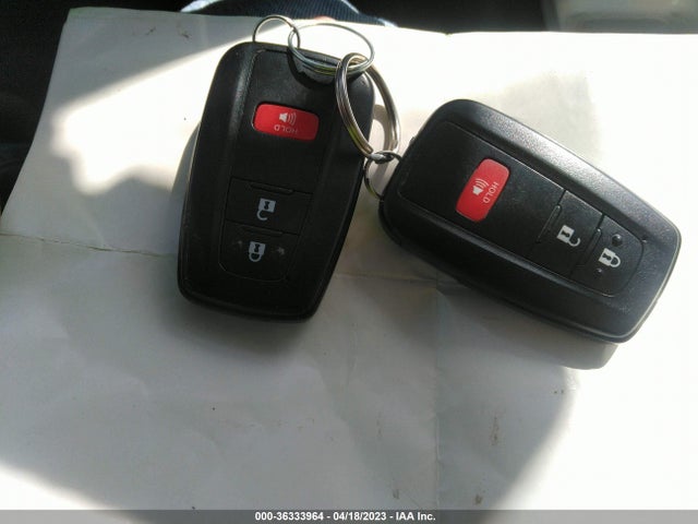 Toyota Prius Four 2016 JTDKARFU4G3025934 Image 3
