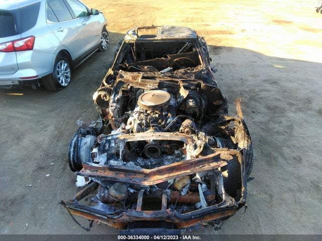 1977 CHEVROLET CORVETTE VIN: 1Z37L7S445180