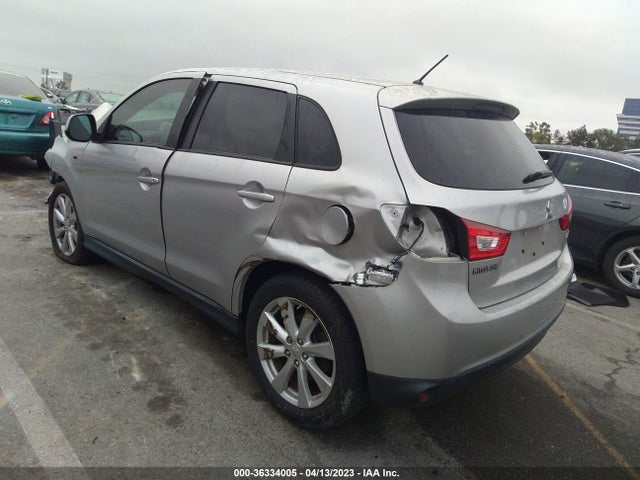 4A4AP3AU0EE025700 Mitsubishi Outlander Sport Es