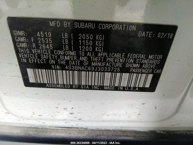 4S3BNAC69J3033725 Subaru Legacy Premium