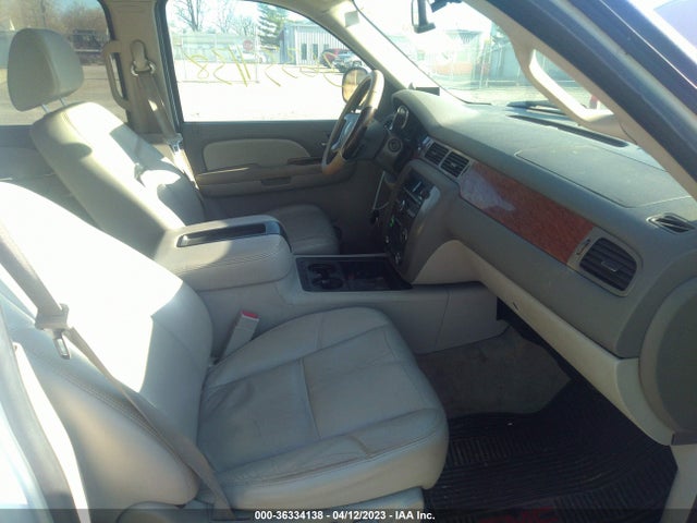 2008 GMC YUKON XL COMMERCIAL/SLE W/3SA VIN: 1GKFK16368J147137