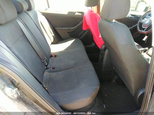 3VWD07AJ6FM256812 Volkswagen Jetta Sedan 1.8t Se