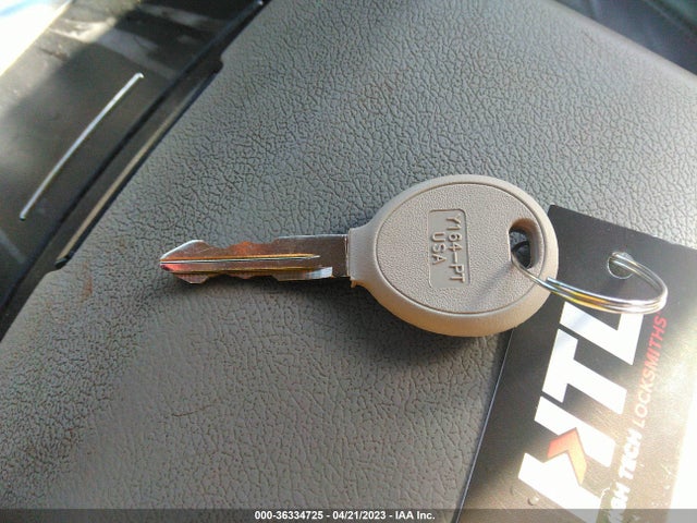 2006 CHRYSLER 300 C VIN: 2C3KA63H86H408846