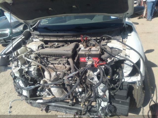 5N1AT2MT9JC728276 Nissan ROGUE SV