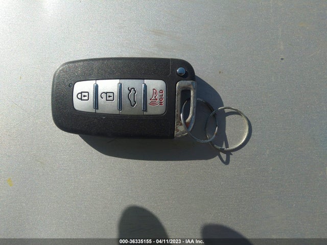 2013 KIA SORENTO SX VIN: 5XYKWDA25DG319411
