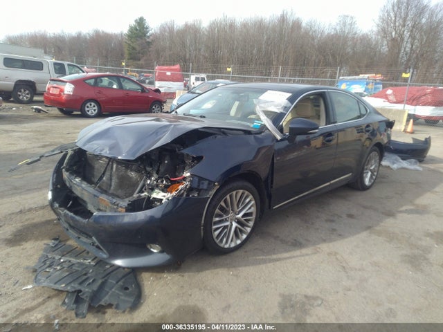 2013 LEXUS ES 350 4DR SDN VIN: JTHBK1GG8D2038029