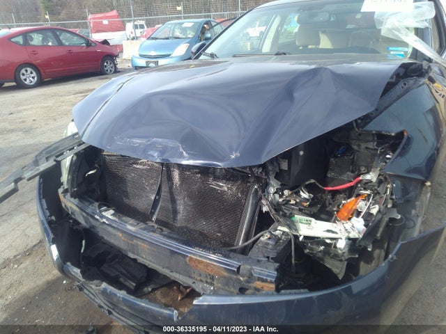 2013 LEXUS ES 350 4DR SDN VIN: JTHBK1GG8D2038029