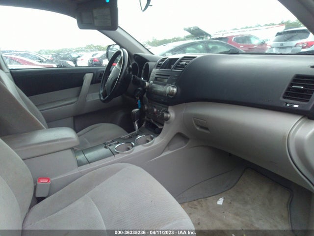 2010 TOYOTA HIGHLANDER BASE VIN: 5TDBK3EH8AS040781