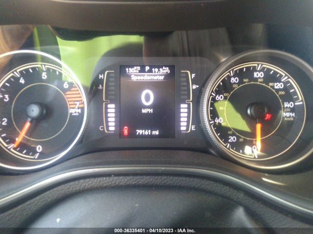 1C4PJLCB5KD240733 Jeep Cherokee Latitude