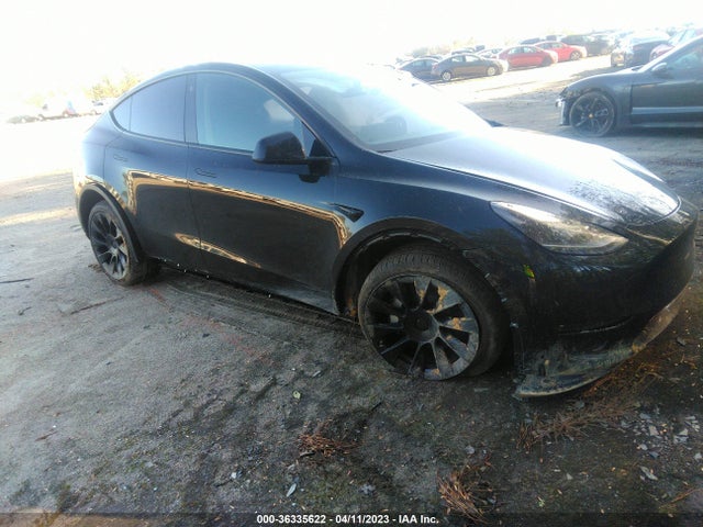 2023 7SAYGAEE1PF696777 main image