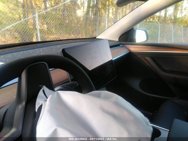Tesla Model Y Long Range 2023 7SAYGAEE1PF696777 Image 7