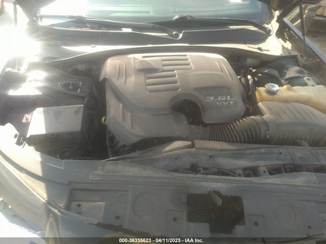 2C3CCAAG3EH260101 Chrysler 300