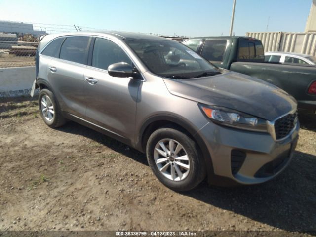 KIA SORENTO LX 2019 5XYPG4A38KG510958 Image 1