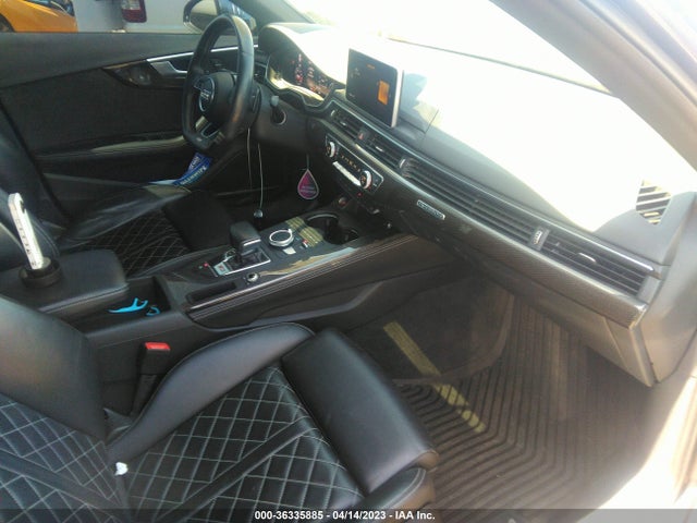 WAUB4AF41JA132481 Audi S4 Premium Plus