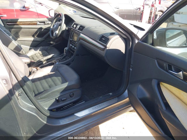 1VWCN7A31EC103690 Volkswagen Passat Tdi Sel Premium