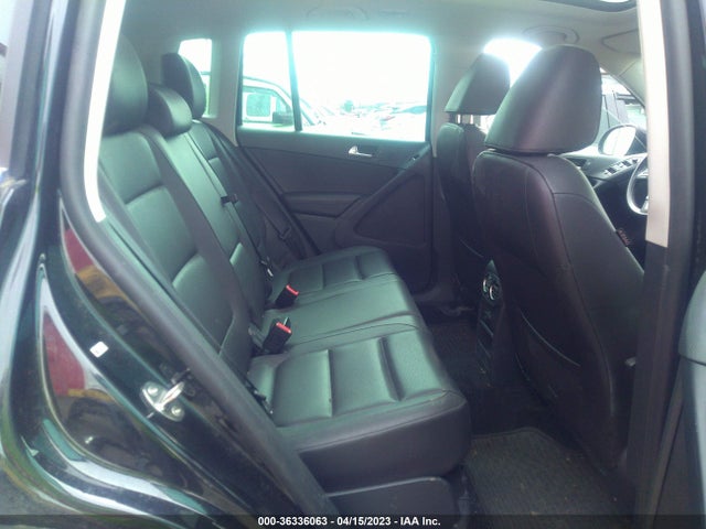 WVGSV7AXXHK038314 Volkswagen Tiguan Wolfsburg Edition