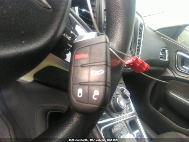 Chrysler 200 Limited 2015 1C3CCCAB3FN698089 Image 11