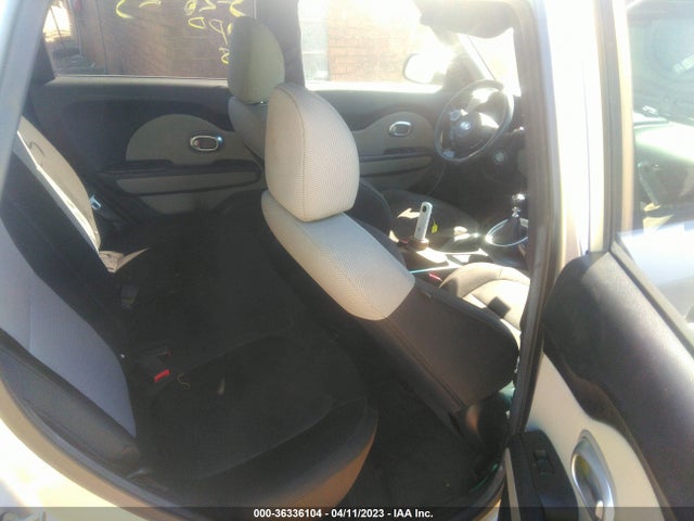 2015 KIA SOUL BASE VIN: KNDJN2A23F7814404
