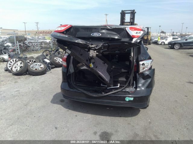 1FADP5FUXHL101714 Ford C-max Energi Titanium