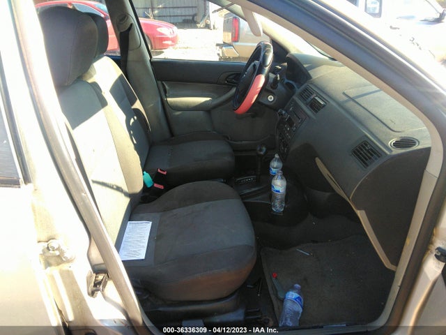 2007 FORD FOCUS S/SE/SES VIN: 1FAFP34N27W139203