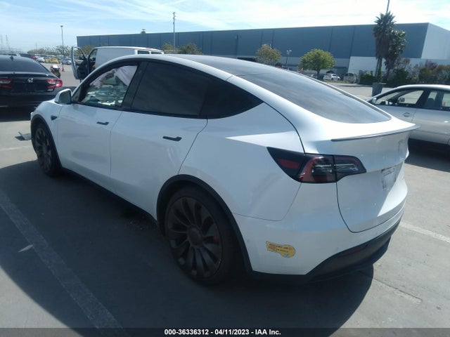 Tesla Model Y Performance 2021 5YJYGDEF9MF215810 Image 3
