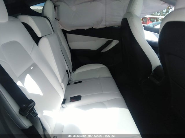 Tesla Model Y Performance 2021 5YJYGDEF9MF215810 Image 8