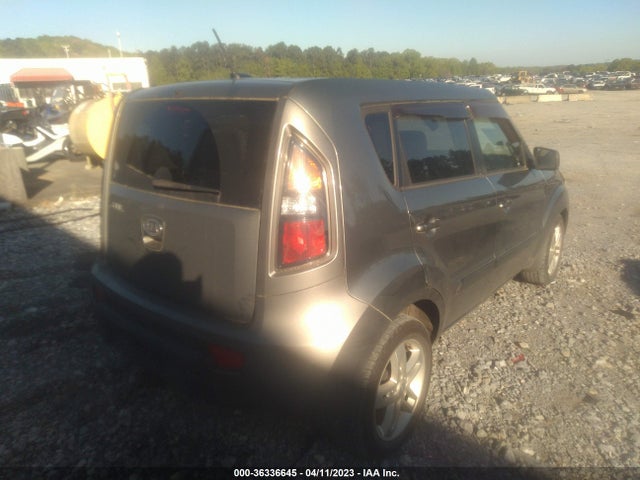 2011 KIA SOUL VIN: KNDJT2A25B7317564