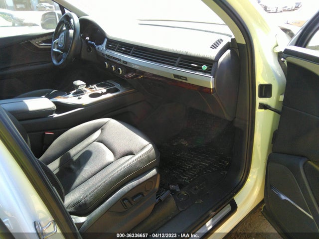 WA1LHAF74JD044457 Audi Q7 Premium Plus