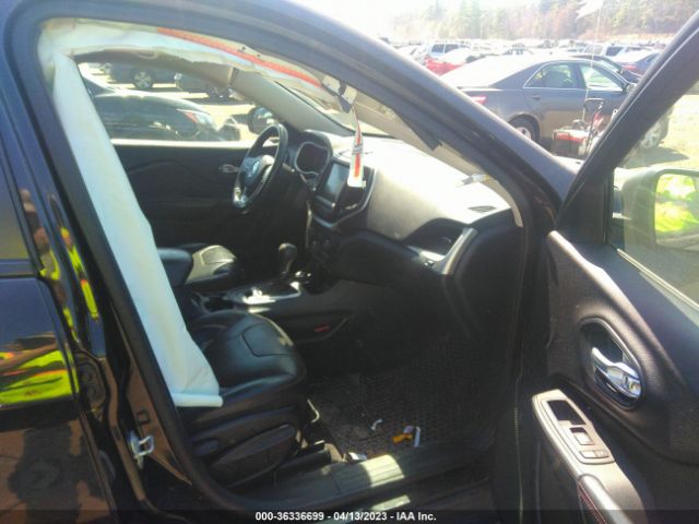 1C4PJMBS1GW330903 Jeep Cherokee Trailhawk