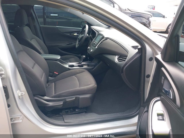 Chevrolet MALIBU LT 2018 1G1ZD5ST4JF197665 Image 5