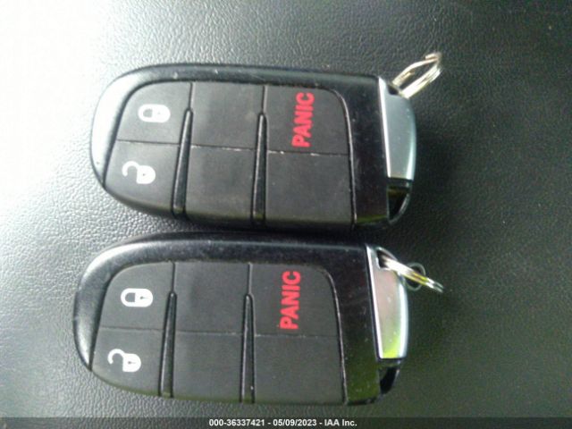 3C4PDCAB0JT520501 Dodge JOURNEY SE