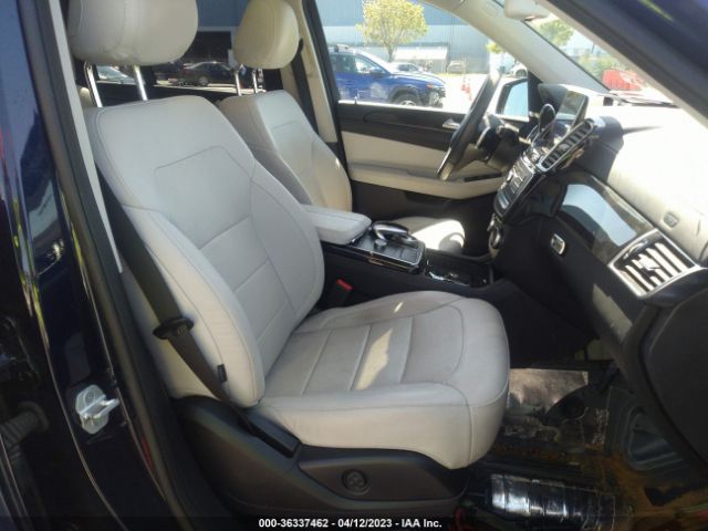 4JGDF6EE6HA864074 Mercedes-Benz Gls Gls 450