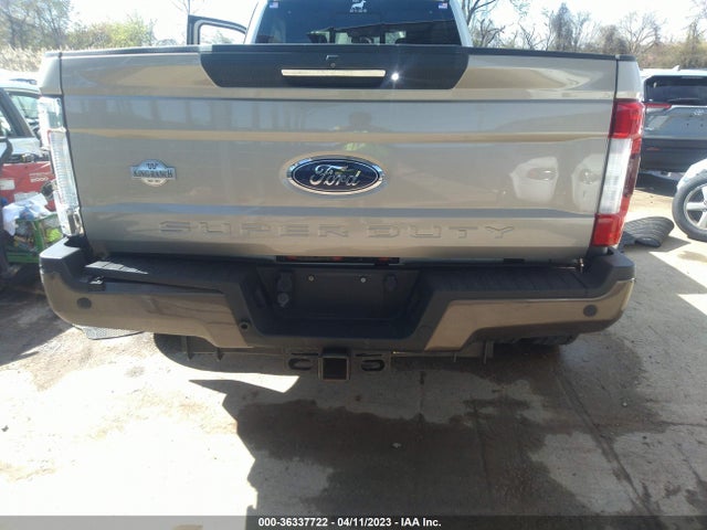 2017 Ford F-450, VIN: 1FT8W4DT3HEC06831
