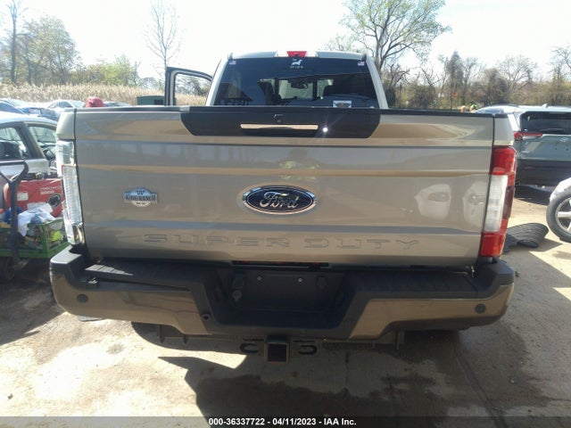 2017 Ford F-450, VIN: 1FT8W4DT3HEC06831
